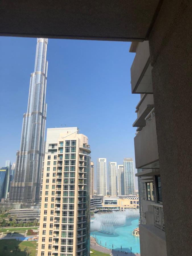 Downtown Boulevard One Bedroom Apt In 29 Blvd غرفة وصالة Burj & Fountain View Master Bedroom Plus 2 Single Beds In Living Room Дубай Екстериор снимка