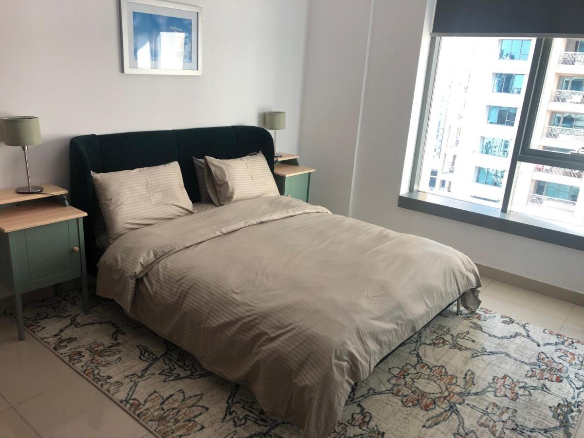 Downtown Boulevard One Bedroom Apt In 29 Blvd غرفة وصالة Burj & Fountain View Master Bedroom Plus 2 Single Beds In Living Room Дубай Екстериор снимка